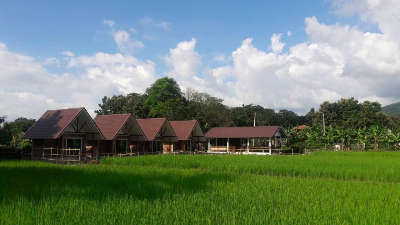 Villa ฮ้างนาตาจันทร์ Landkreis Landkreis Pua Exterior foto