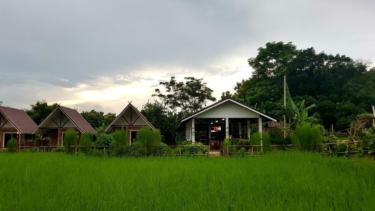 Villa ฮ้างนาตาจันทร์ Landkreis Landkreis Pua Exterior foto