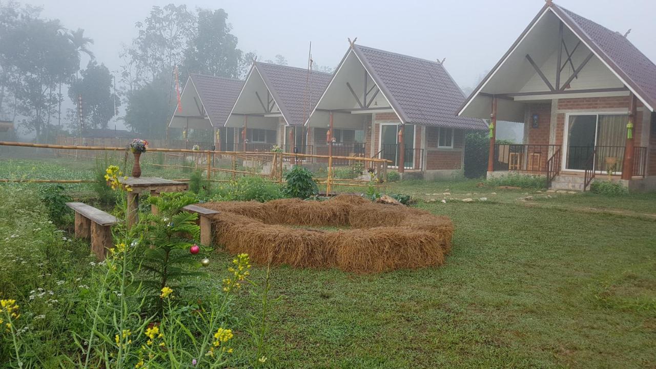 Villa ฮ้างนาตาจันทร์ Landkreis Landkreis Pua Exterior foto